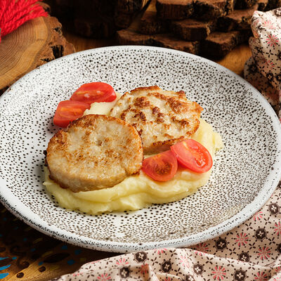 Я - Картофельное пюре с куриными котлетами в Брат Бурят по цене 550 ₽