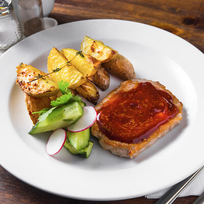 Свиная отбивная с китайским соусом в Кафе RSC по цене 250 ₽