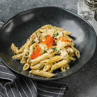 Пенне с лососем в La' Room