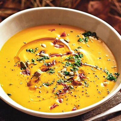 Тыквенный крем суп с крабом в Пряности & Радости на Московском по цене 710 ₽