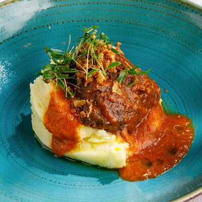 Телятина под Саче в Чайхана Пахвала по цене 1100 ₽