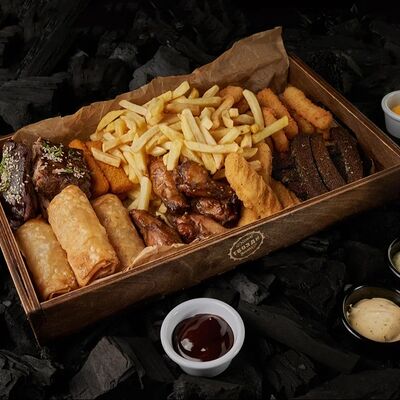 Комбо горячих закусок XXL в Гвозди по цене 2880 ₽