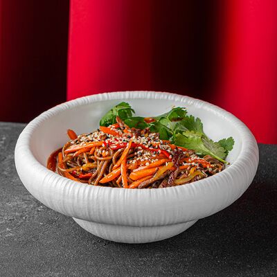 Гречневая лапша с морепродуктами в OPERALounge Новый центр по цене 810 ₽