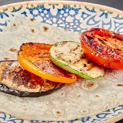 Овощи с открытого огня в Chief Kebab по цене 169 ₽