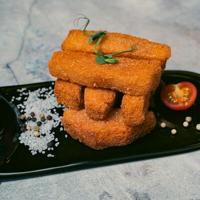 Гренки белые с чеснокомв Хищник по цене 234 ₽