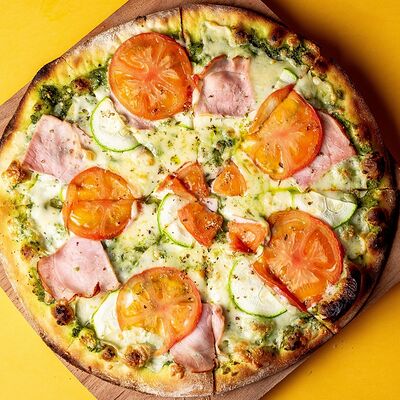 Пицца Песта в Eedaa по цене 450 ₽