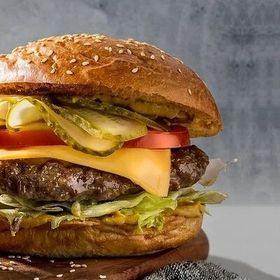 Бургер с говядиной в Кэрри по цене 430