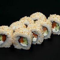 Филадельфия в кунжуте в Total Sushi