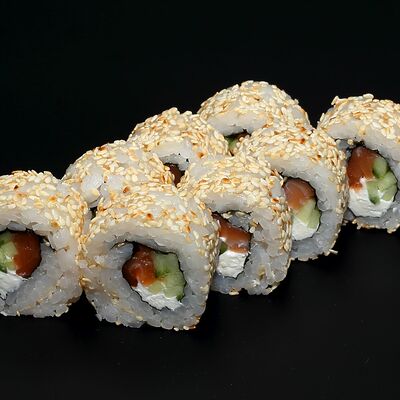 Филадельфия в кунжуте в Total Sushi по цене 450 ₽