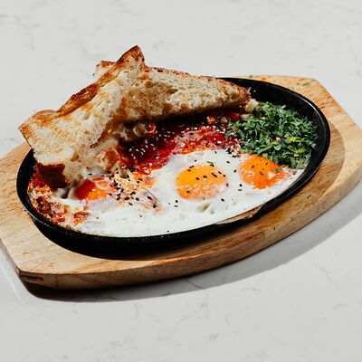 Шакшука в Pizzeria by Cheeseria по цене 430 ₽