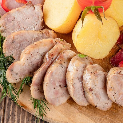 Колбаса украинская домашняя в Корчма Борщ & Сало по цене 235 ₽