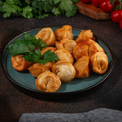 Пельмени жареныев Райхон по цене 280 ₽