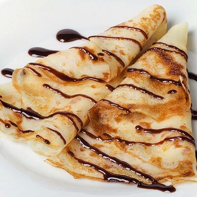 Блины с шоколадом 2 шт в Томаго по цене 290 ₽