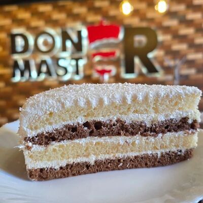 Торт Кокосовый в Донер Мастер по цене 250 ₽