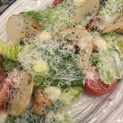 Большой Цезарь с креветками в Острова по цене 870 ₽