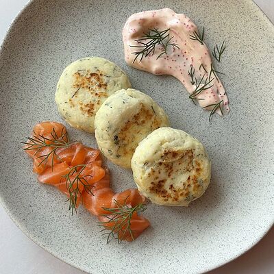 Сырники с рикоттой и укропом в Блеск по цене 390