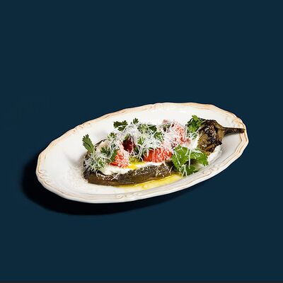 Печёные баклажаны с томатами в Дареджани по цене 3200 ₸