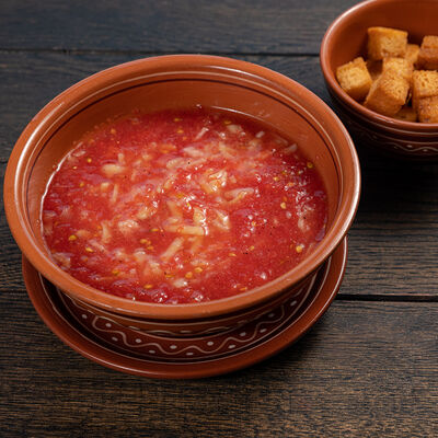 Суп холодный из помидоров с гренками в Корчма Тарас Бульба по цене 470 ₽