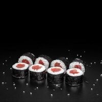Маки с тунцом в Tanaka суши