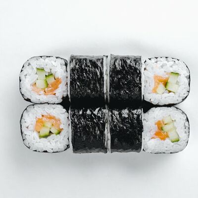 Сяки кюри маки в Sushi Price по цене 189 ₽