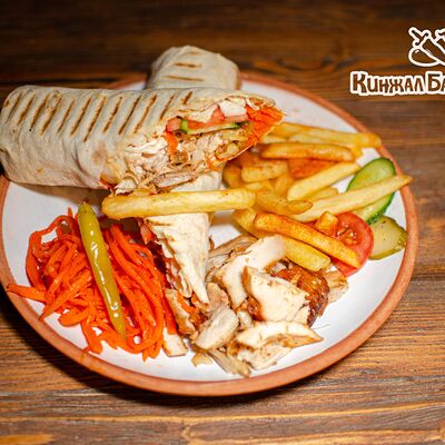 Шаурма Пятигорская в Кинжал Баклажан по цене 400 ₽