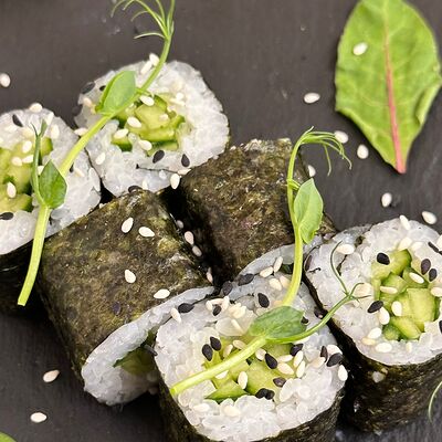 Маки с огурцомв Foodlink по цене 200 ₽