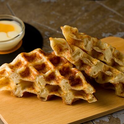 Бельгийские пышные вафли Манго Свит в BEATS BREW по цене 971 ₽