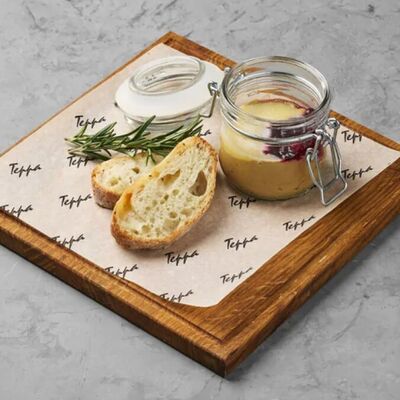 Паштет из куриной печени с ягодным соусом в Terra по цене 16 р.