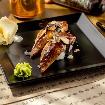 Суши с угрем в ВАЗИЮ по цене 799 ₽