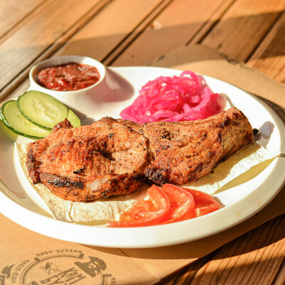 Шашлык свинина корейка в Гриль-бар Камбуz по цене 260 ₽