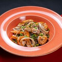 Удон с морепродуктами в Garicho