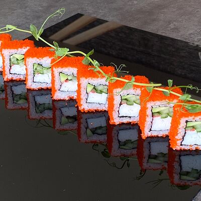 Ролл Калифорния с крабом в My Sushi по цене 659 ₽