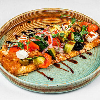 Омлет по-гречески в Фёст по цене 380 ₽