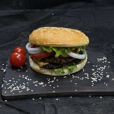 Дабл бреф бургер в Много пиццы по цене 674 ₽