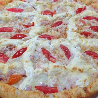 Пицца с творожным сыром в ФАРТуна по цене 1100 ₽