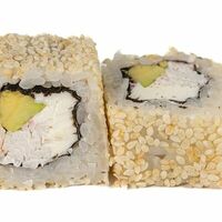 Калифорния в кунжуте в Sushi Kitchen