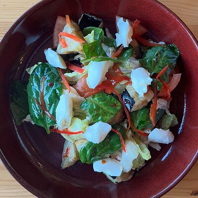 Салат с баклажаном и творожным сыром в Sofa&par по цене 350 ₽