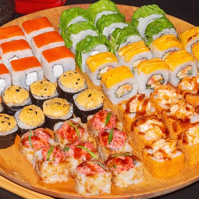 Сет Лагуна в Суши Баzzар по цене 1920 ₽