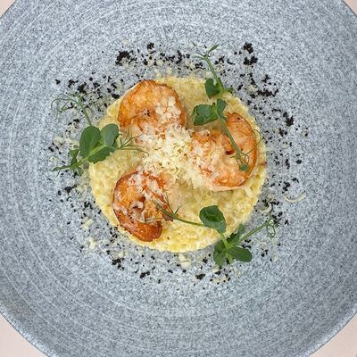 Птитим с креветками в Oysters по цене 730 ₽