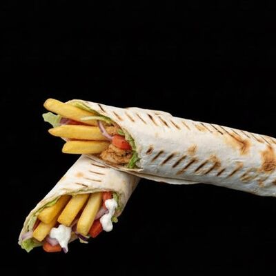 Шаурма Шах в Holy salt Шаурма Шашлык по цене 380 ₽