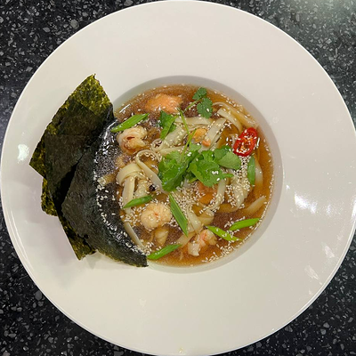 Суп Рамен с морепродуктами с собой в Мидийное место по цене 690 ₽