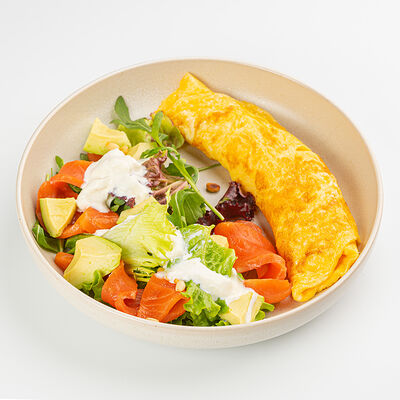 Из трех яиц(омлет): Лосось, авокадо, страчателла в Южанин по цене 115000 сум