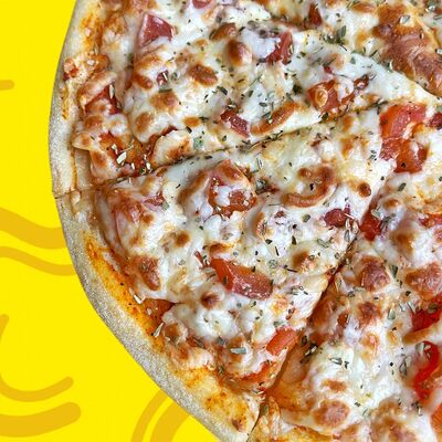 Пицца Маргарита маленькая в banana pizza по цене 312 ₽