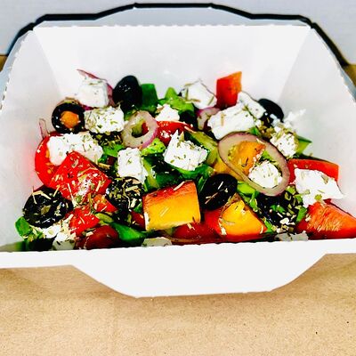 Греческий салат в Встречи у моря по цене 350 ₽