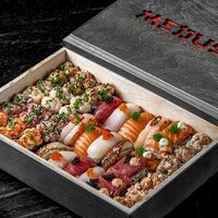 Gift box (medium) в Medusa by Novikov