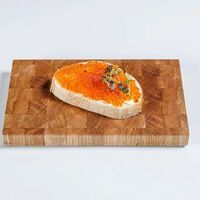 Бутерброд с красной икрой в Фабрика