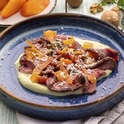 Ростбиф с хурмой и тартаром из перца в Кавказ по цене 660