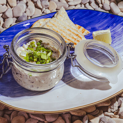 Классический форшмак с яблоками в Селёдочная по цене 483 ₽