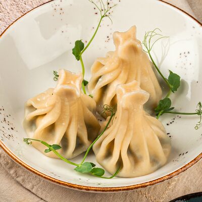 Хинкали свинина-говядина в Омар Хайям Европа и Азия по цене 380 ₽