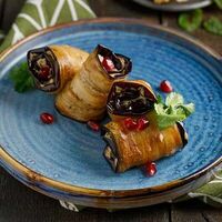 Баклажаны жареные с орехами по-грузински в Баклажан в ТЦ 